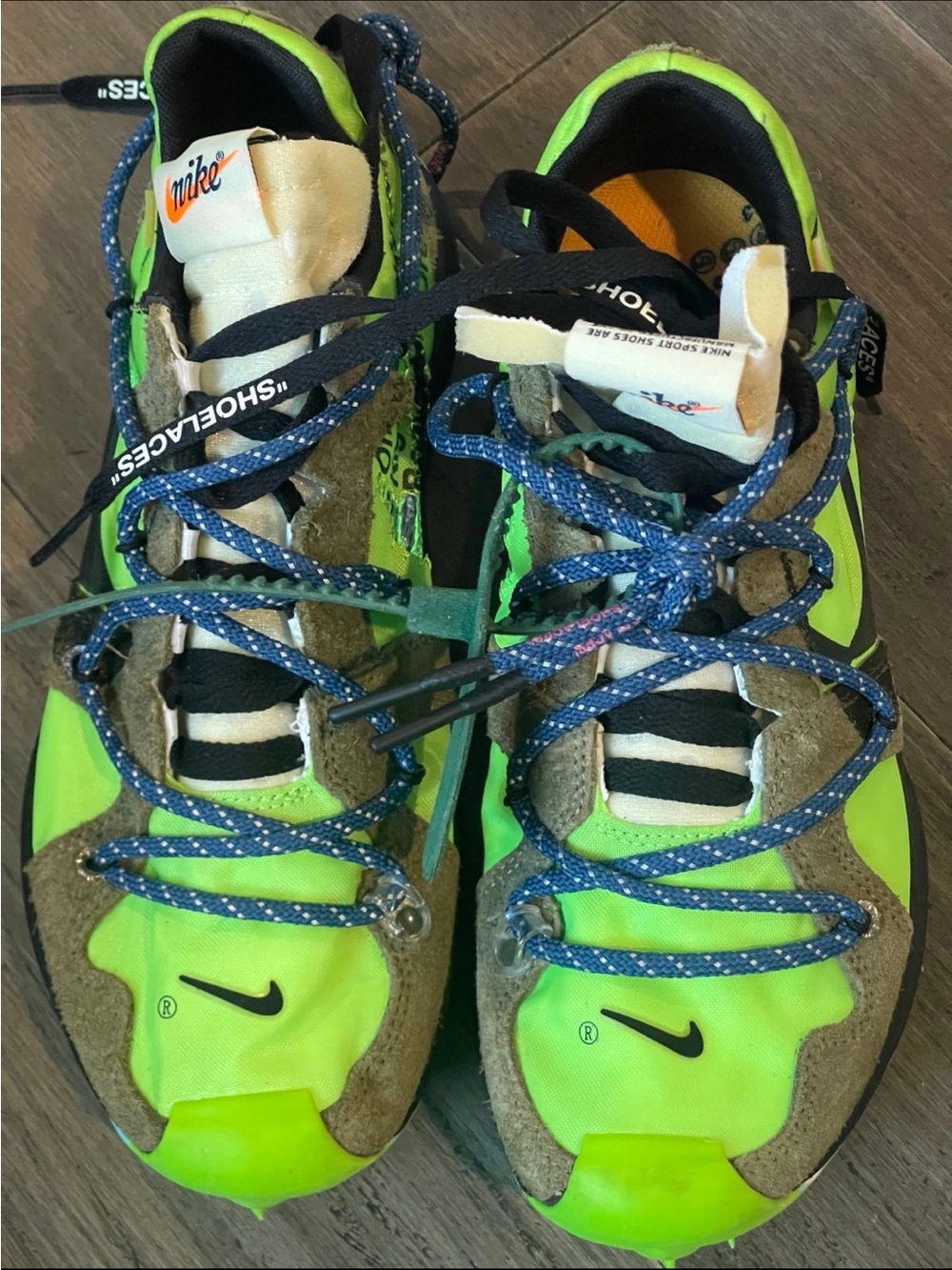 Nike x Off- White Air Zoom Terra Kiger 5